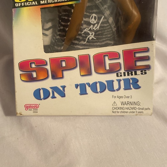 Galoob On Tour Spice Girls Mel B. Scary Doll Zebra Outfit Open Damaged Box - Picture 5 of 9